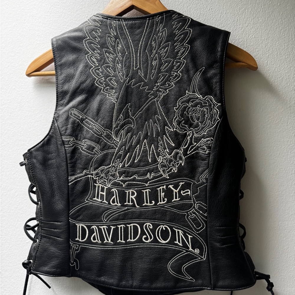 Harley-Davidson Black Leather Vest Embroidered Eagle Biker vest Laced lacing